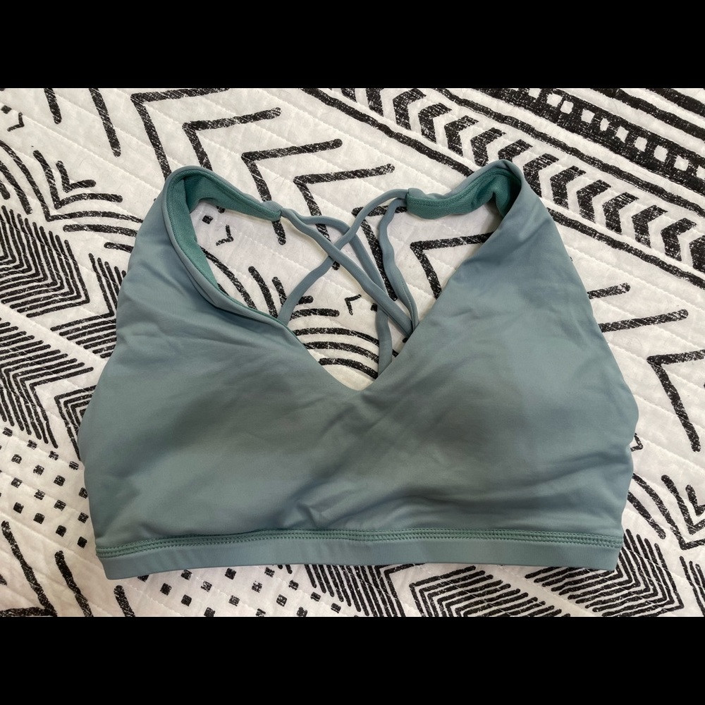 Ptula sports bra